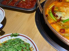 -洱火云南酸菜牛肉火锅(石景山当代商城店)