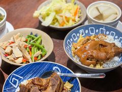 -红猪卤肉饭(大西洋美食城店)