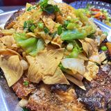 头一回配菜先清盘，这家烤鱼🈶️点颠