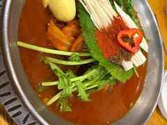 -喇喇排骨火锅·传统韩式脊骨汤(望京西园总店)