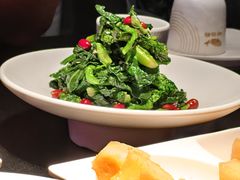 -辣尚瘾·烤鱼·新川菜(牡丹园直营店)