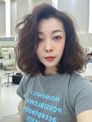 -十六番发型师事务所