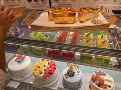 -乐兹薇尔(海宁爱琴海购物公园店)