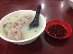 -雷祖芳老妈蹄花店