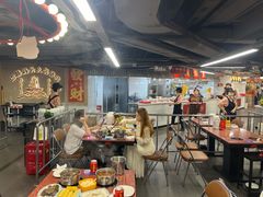 -四囍码头海鲜烧烤自助火锅(外滩南京东路悦荟广场店)