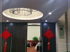-上海怡沁园度假酒店