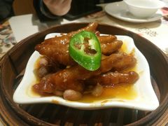 -广州中心皇冠假日酒店·百粤楼