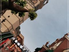 -王府井奥莱临潼小镇(临潼店)
