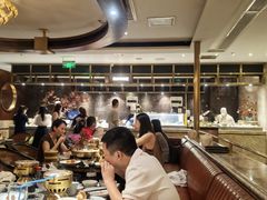 -半岛翡丽海鲜自助餐厅(观风亭店)