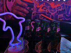 -UP嘻哈酒吧(粉巢店)