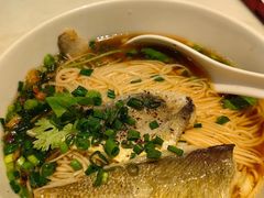 -港丽餐厅(高德置地店)