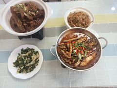 -百味园土菜馆(迎宾东路店)
