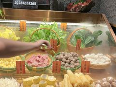 -一绪に和牛寿喜烧(罗湖益田假日店)