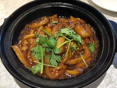 咸鱼茄子煲-粤秀小厨·广式早茶(辽宁路店)