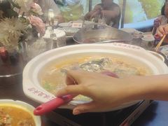 -川流不息·地道川菜·小龙虾(松东路店)