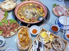 -阿婆情腊排骨火锅(金虹路店)