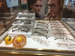-博士眼镜(东莞中环财富广场店)