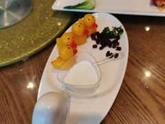 卡通小黄鸭-虾饺妹·酒家(金碧店)