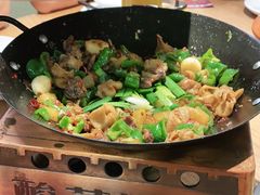 -聚鑫朋酸菜肥肠(文艺路口店)
