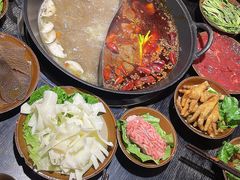 -冯校长老火锅(中联广场店)