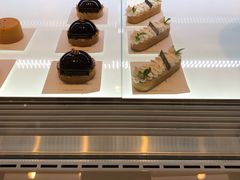 -Fridi Patisserie Cafe