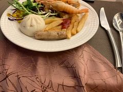 -湖景知味西餐厅•自助餐• 轻食(南京金茂威斯汀大酒店)