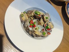 -臻鲜燕海鲜融合餐厅(金陵style店)