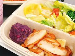 鸡肉紫薯牛油果沙律-星巴克臻选(广州二沙岛文立方店)