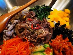 烤牛肉拌饭-梨花牛肉汤饭(仁恒伊势丹店)