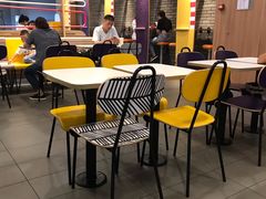 用餐区-麦当劳(机场T1航站楼店)