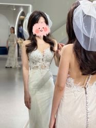 -艾米丽婚纱礼服