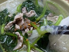 -灵山卢梅燕粉店