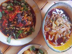 -拈签一笑黄牛肉辣卤串串