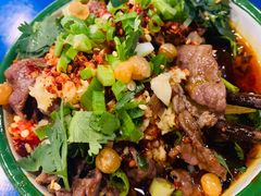 -马路边边串串香形象店(磐石路店)