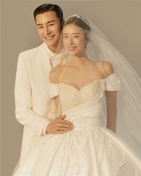 -巴黎春天婚纱摄影STUDIO·定制