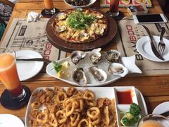 -Bamboo Bar & Grill Restaurant