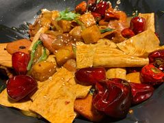 -风光老灶麻辣香锅(大成路翠微百货店)