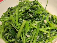 -川流不息·地道川菜·小龙虾(新松江路店)