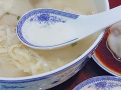 红汤辣荠菜馄饨-熙盛源(凤凰街店)