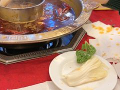 -山城年华老火锅(玉林店)