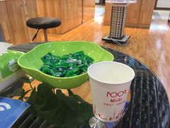 -MiRi眼镜连锁·蔡司·尼康控优点合作店(莘庄店)
