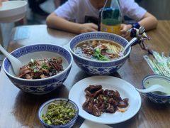 -沪西老弄堂面馆(定西路店)