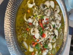 -有红鸡毛店·川菜(建设路店)