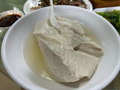 -土砂锅生态山庄·非遗砂锅雅鱼