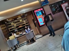 -海底捞火锅(公益西桥店)