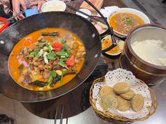 -富正毅三下锅·湘西韵味(天门山索道店)