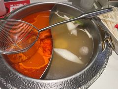 -左庭右院鲜牛肉火锅(金山万达店)