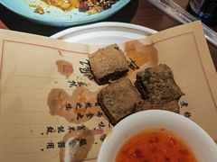 -魏铭鱼头捞饭(晋阳路店)