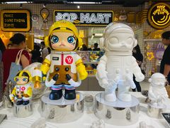 -泡泡玛特POPMART(上海环球港店)