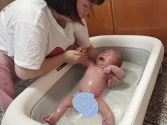 -爱月宝月嫂育儿嫂(太原店)